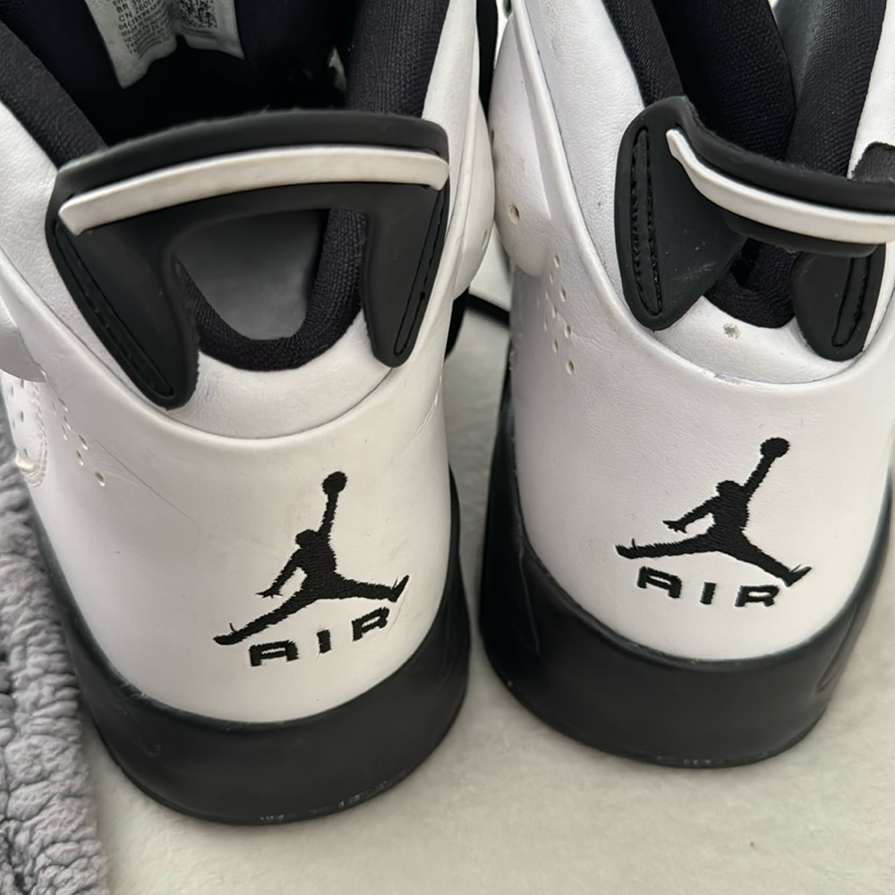 Air Jordan Basketball shoes men’s 8